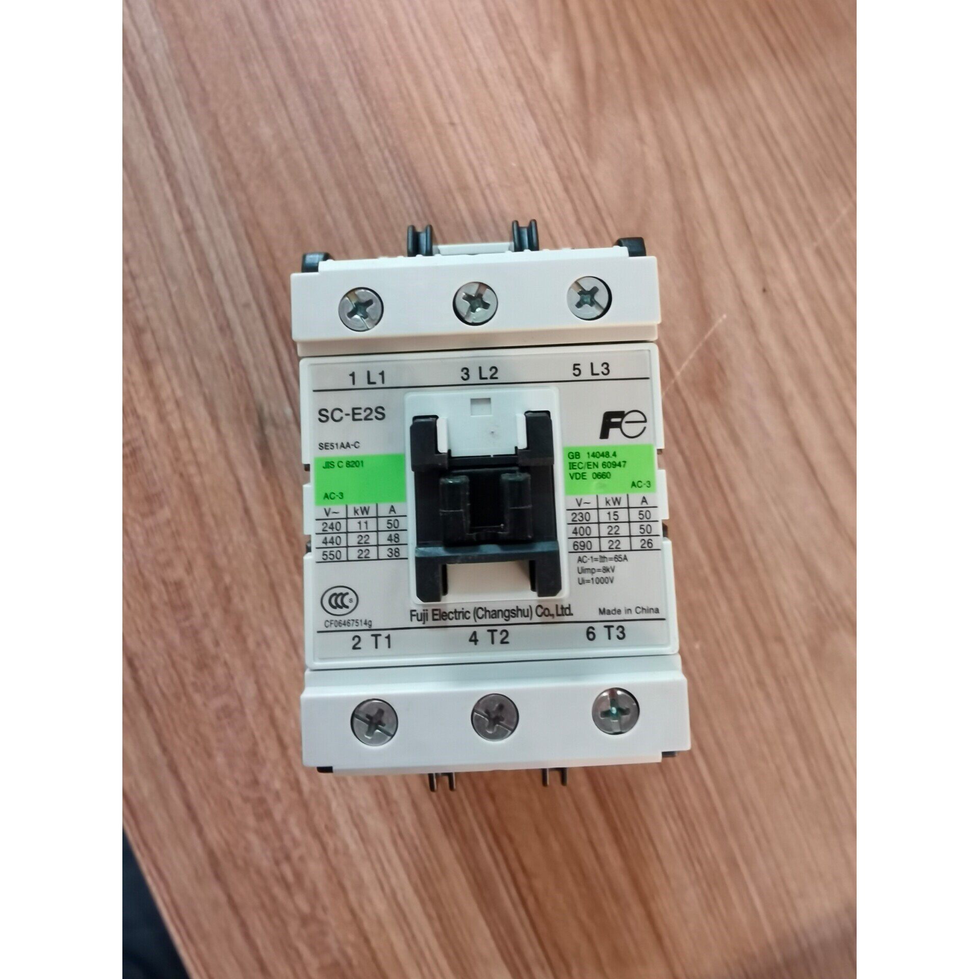 富士交流接触器SC-E2SN5-C  50A  AC220V原装请询价