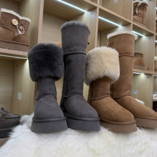 河南桑坡小千颂伊同款2024年新款雪地靴厚底女冬皮毛一体高筒羊毛