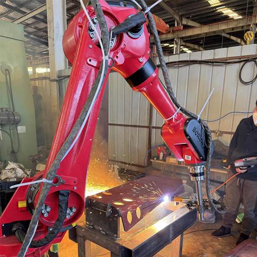 自动化切割激光切割伯朗特机器人