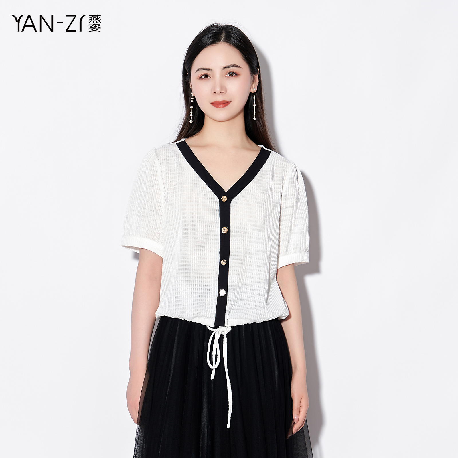 燕菲妮气质V领撞色针织小衫