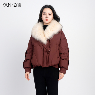 气质狐狸毛领鹅绒羽绒服