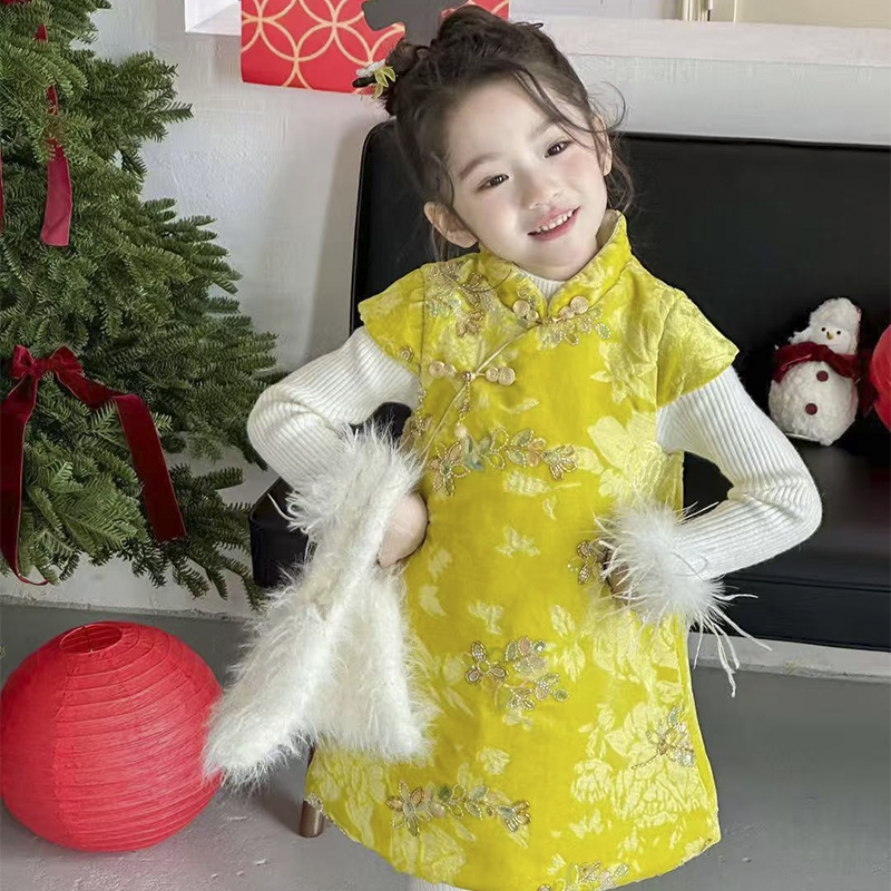 女童新中式黄色刺绣旗袍过年礼服