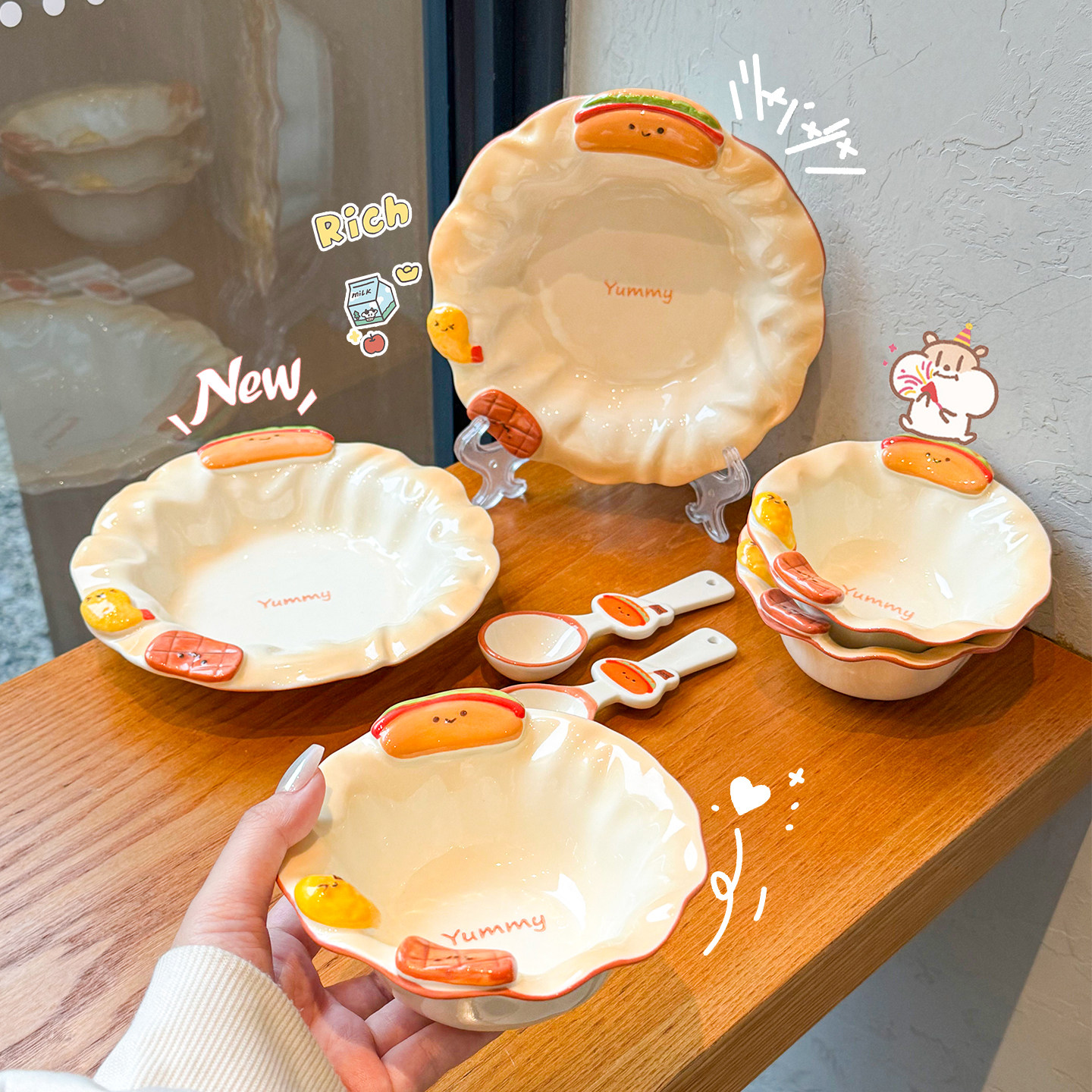 可爱面包浮雕碗餐具盘子陶瓷家用新款高颜值釉下彩一人食碗盘套装,餐饮具,碗,淘宝优惠券,粉丝福利购,淘宝优惠卷