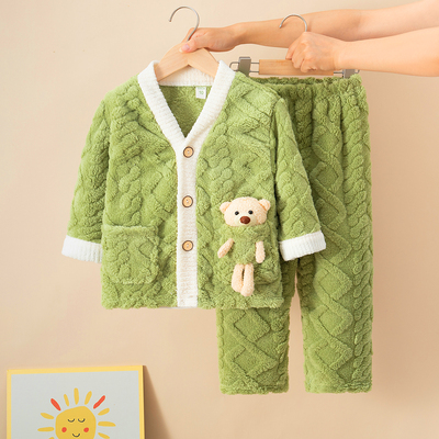 秋冬季法兰绒睡衣儿童家居服套装
