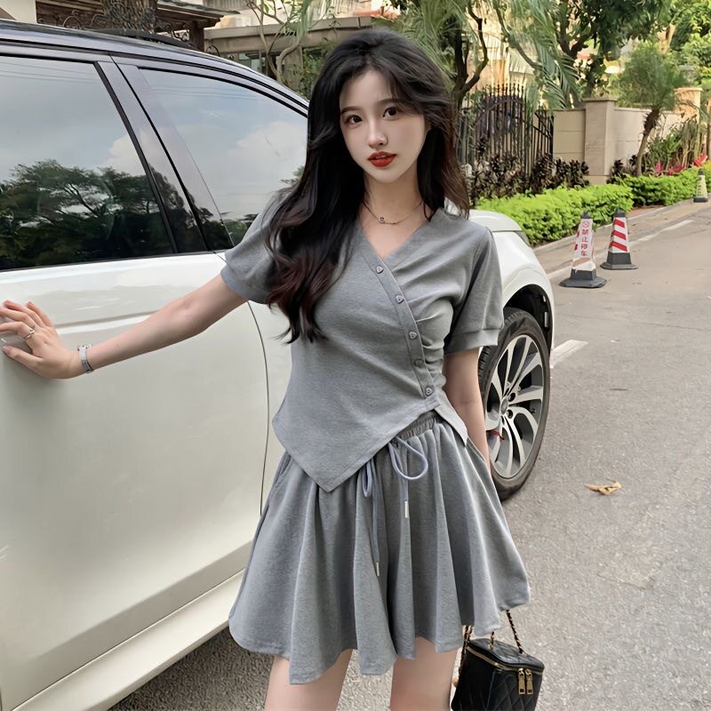 休闲不规则V领短袖T恤抽绳裙裤修身显瘦短款上衣辣妹时尚套装