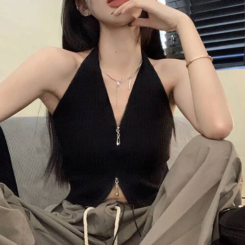 纯色v领露背挂脖吊带 Solid color V-neck backless hanging neck