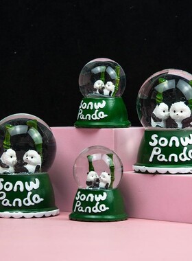 40创意卡通树脂水晶球摆件发光