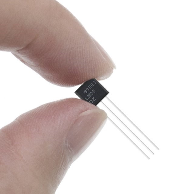 100pcs Brand new LM35DZ TO-92 LM35 Precision Centigrade Temp