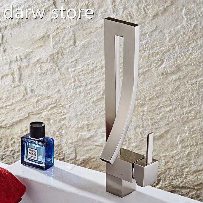 Basi Faucet DeckMounnt Rose Gold Cuverd Spout 1Creative Des