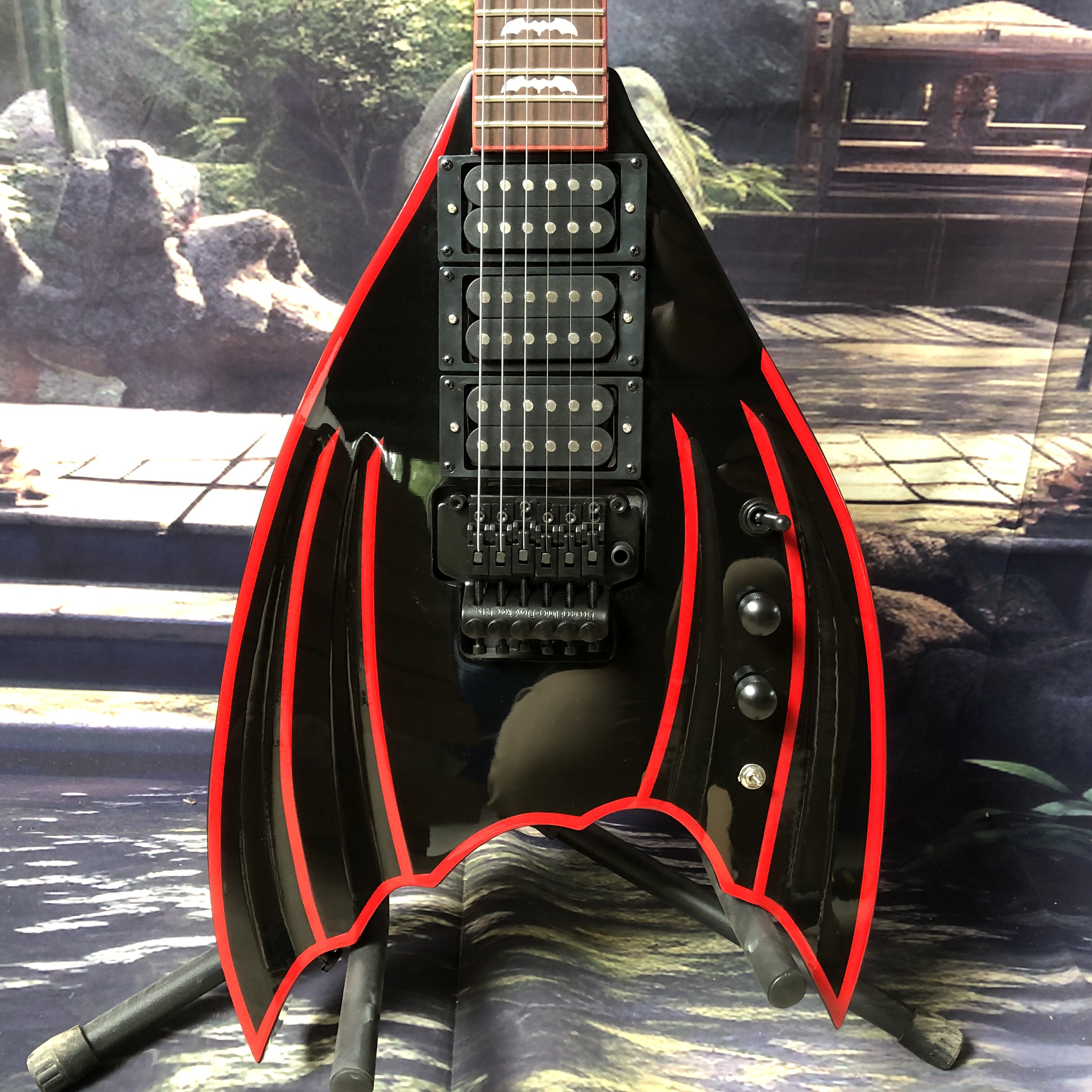 红黑条纹异形电吉他蝙蝠造型electric guitar双摇琴桥颤音专业级