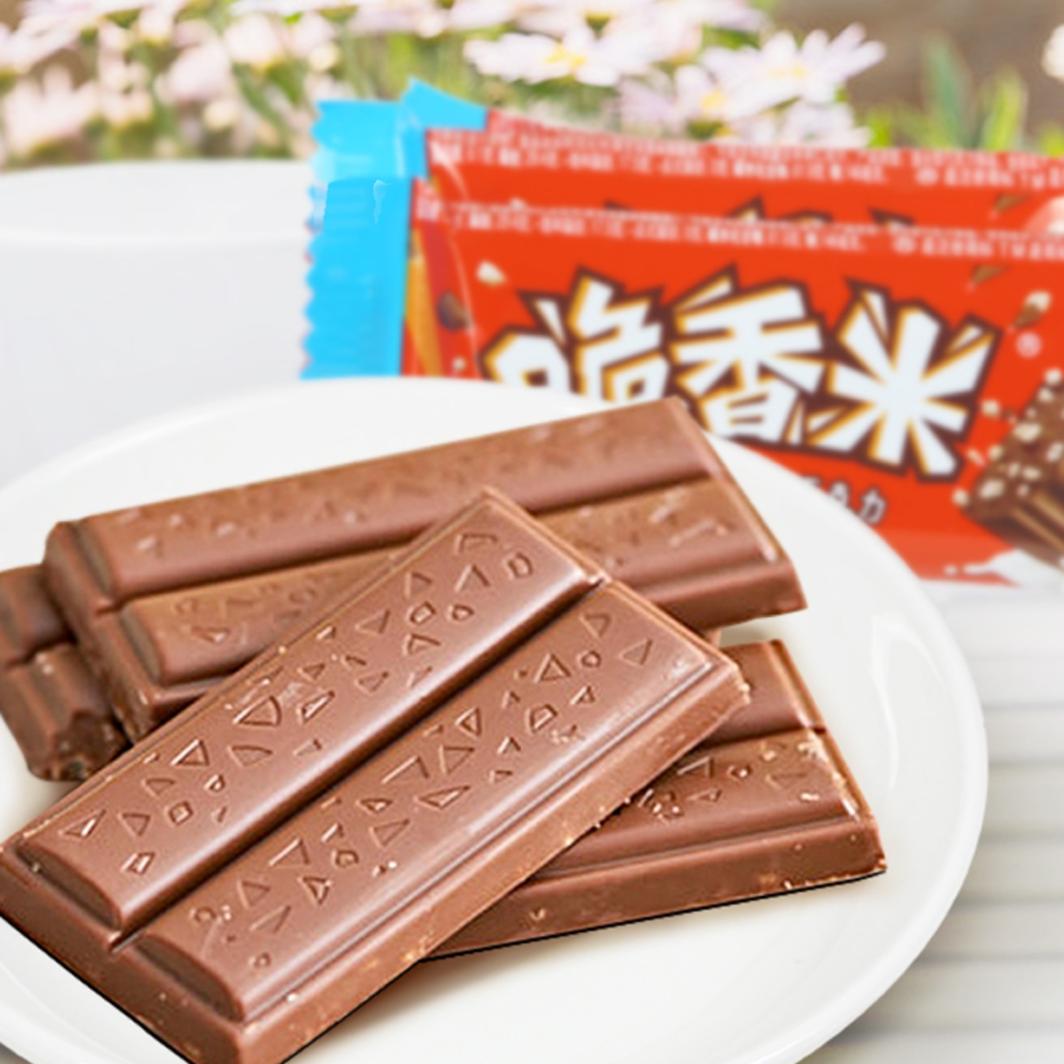 脆香米巧克力快乐出发12g脆米心夹心牛奶送女友儿童休闲零食