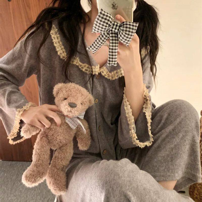 加厚德绒韩版ins灰色睡衣女2026年秋冬季可爱蕾丝娃娃领套装