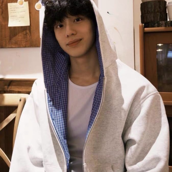 双面穿皇家蓝格纹卫衣外套