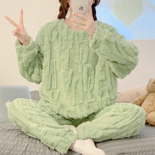 法兰绒睡衣法兰绒睡衣