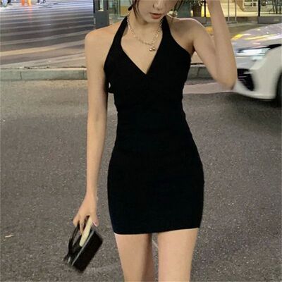 修身连衣裙修身连衣裙