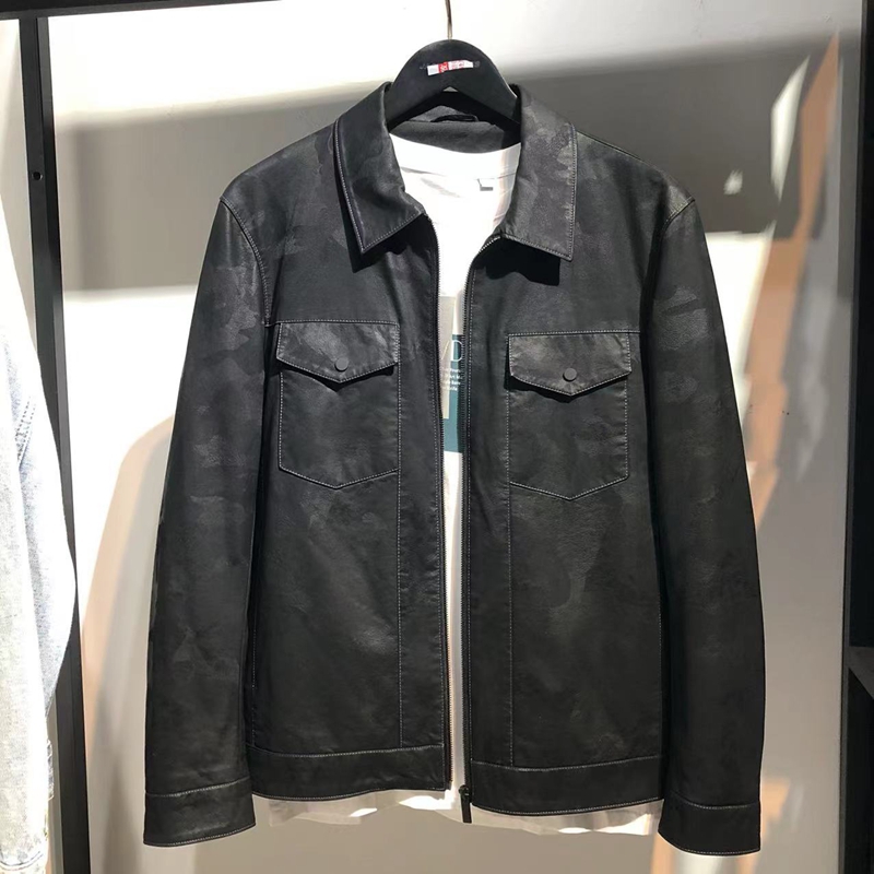 JckJns青年暗纹翻领仿皮皮衣