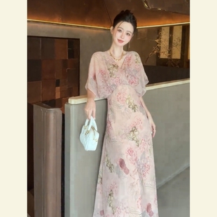 高级海边度假粉色风长裙范气质女神风情万种 感碎花连衣裙轻奢夏季