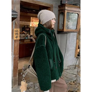 韩系墨绿色连帽羊羔毛厚外套 超火减龄高级小众不撞款 2025新款 冬装