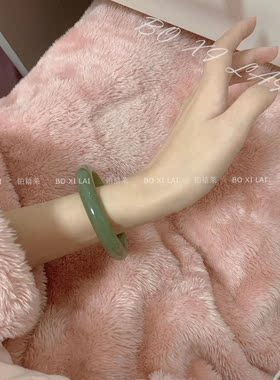 天然东陵玉镯湖水绿工厂货源