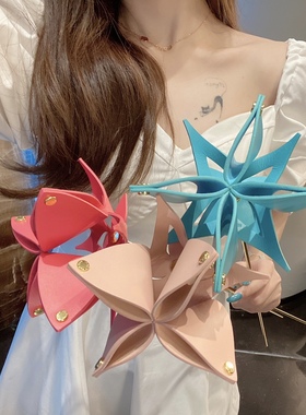 皮质花朵套盒情人节七夕礼物礼盒装轻奢摆件仿真花潮流网红打卡物