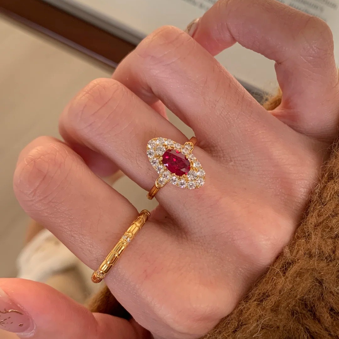 复古宫廷中古风守护盾牌鸽血红宝石戒指女轻奢高级感百搭开口可调