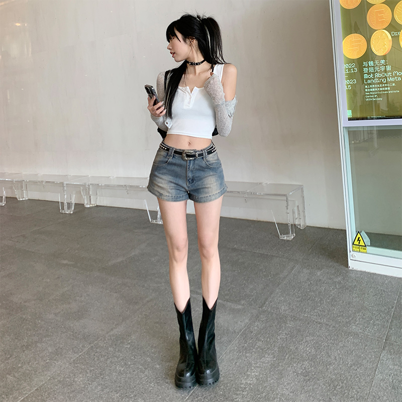 KROa字包臀热裤高腰显瘦性感