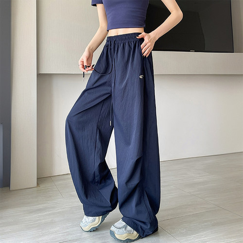 特大码设计感显瘦遮肉运动卫裤女