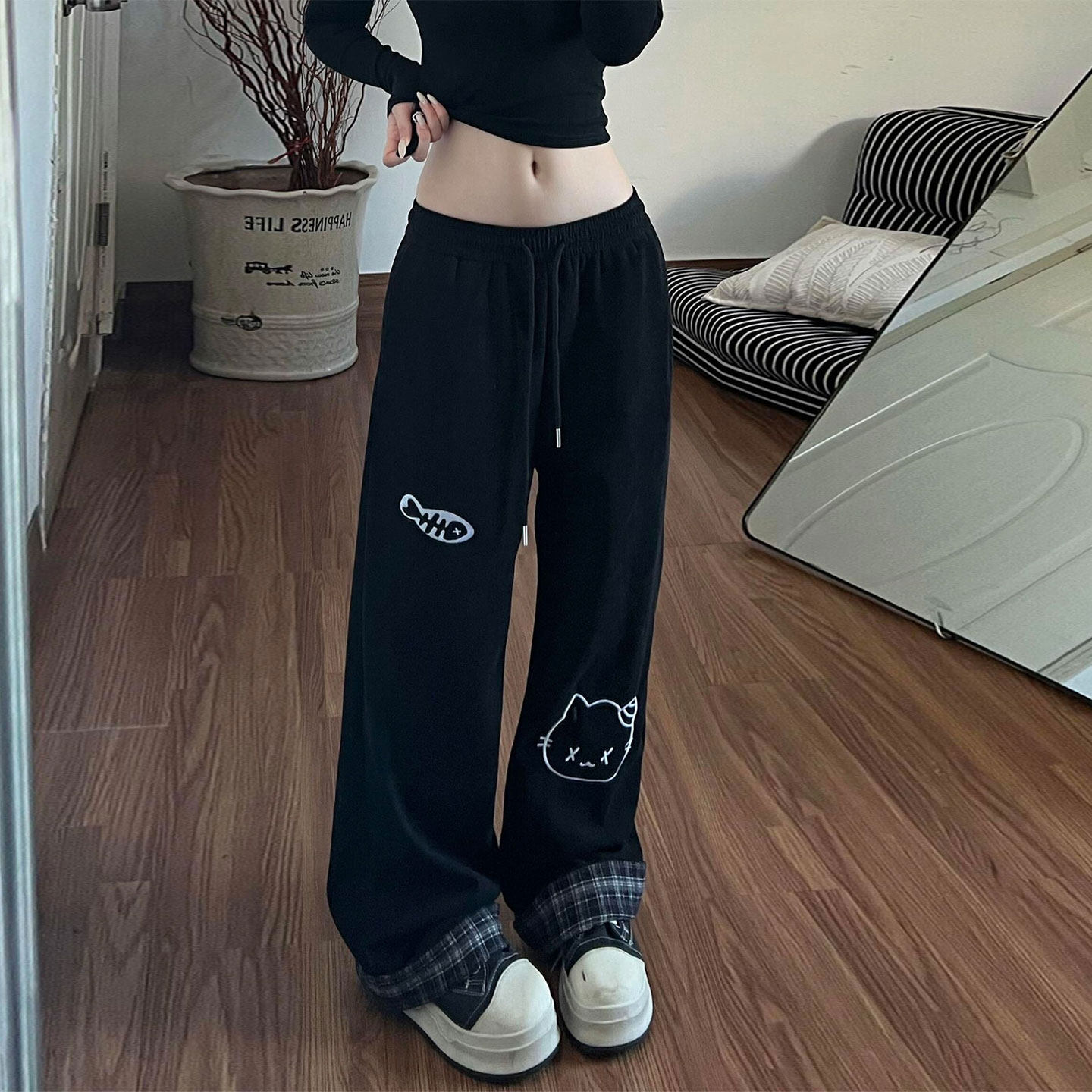 大码女装胖mm美式小众宽松休闲裤女秋冬运动卫裤黑色显瘦直筒裤子,女装/女士精品,大码裤装,淘宝优惠券,粉丝福利购,淘宝优惠卷