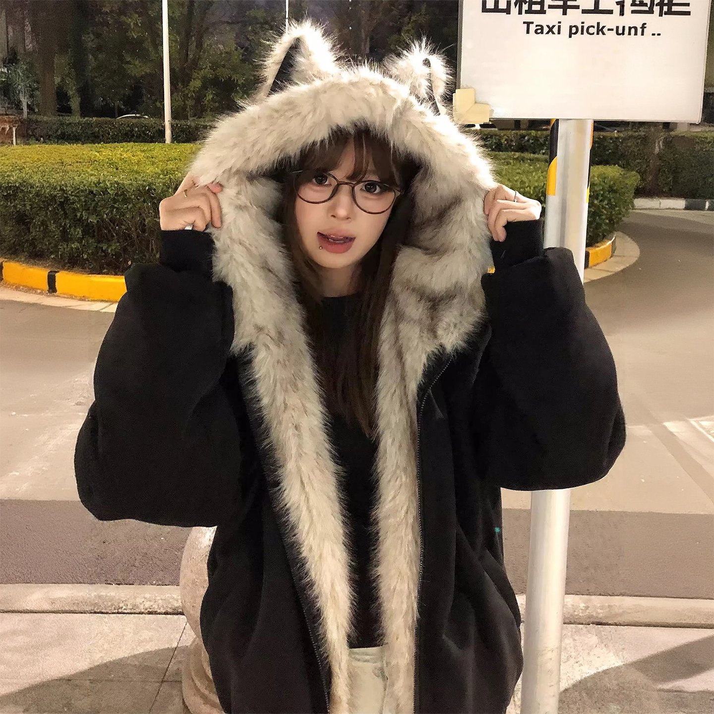 特大码胖mm加厚保暖连帽棉服上衣