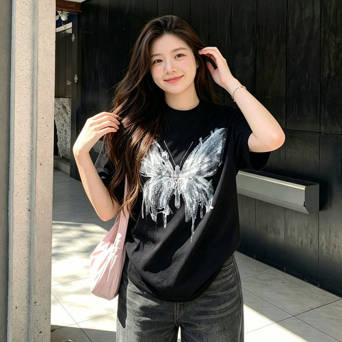 大码女装胖mm独特漂亮初夏上衣女