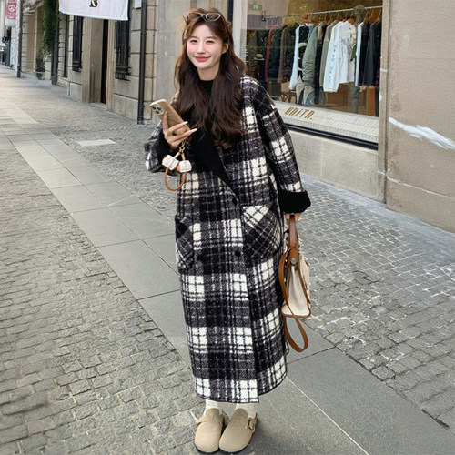 300斤特大码宽松显瘦呢子外套女