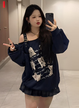 特大码胖mm简约慵懒风长袖卫衣女秋季流行风格卡通印花斜肩上衣潮