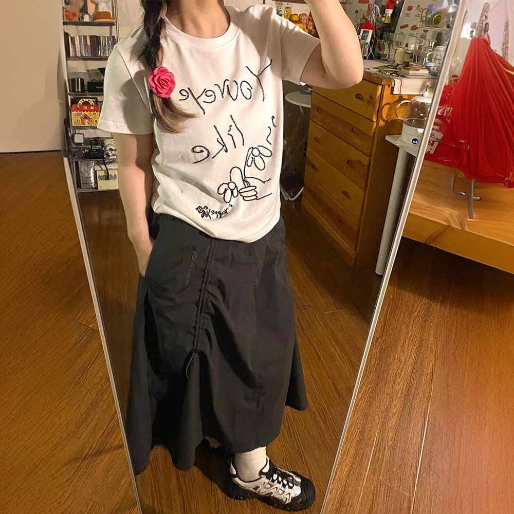 特大码美式学院风黑色半身裙女胖mm梨型遮胯显瘦中长款a字工装裙