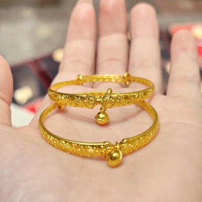 六福珠宝代购 福满传家足金如意铃铛黄金宝宝手镯 新款专柜正品