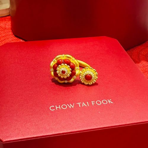 周大福代购 传承系列黄金南瓜珐琅钻石点钻足金戒指女 正品RU1143