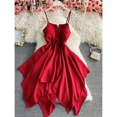 收腰连衣裙收腰连衣裙