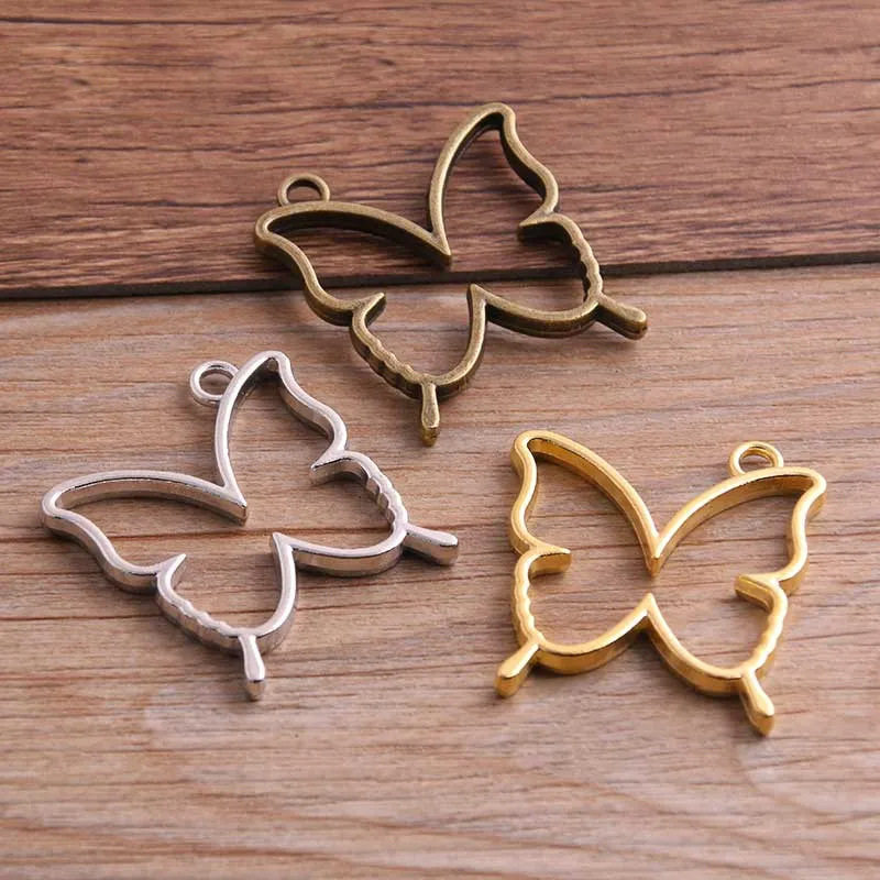 三色33*35mm镂空滴胶边框魅力吊坠DIY合金配件双面蝴蝶挂件饰品