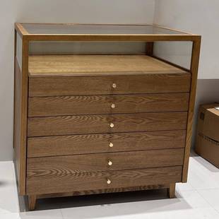 服装 简约饰品店玻璃展示柜 店中岛柜珠宝首饰柜台陈列柜展示台时尚