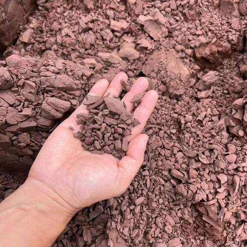 厂家批发颗粒风化石簕竹土黄杨木岩柏土生根多肉土兰花茶花颗粒土