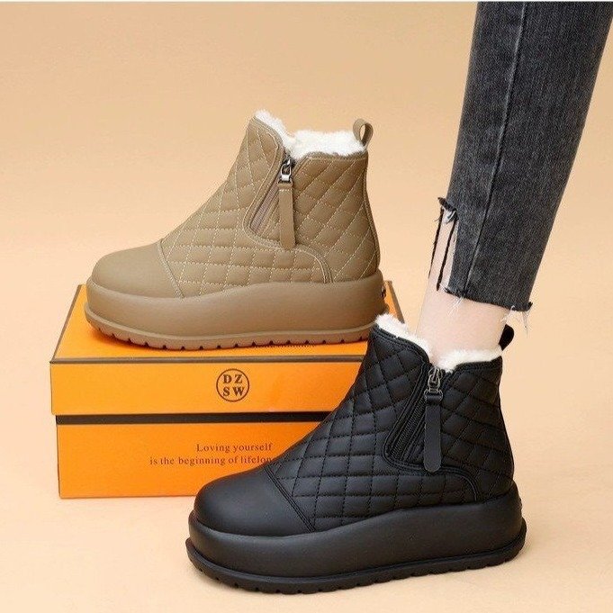 雪地靴女冬季加绒加厚防水防滑厚底短靴面包棉鞋女松糕底