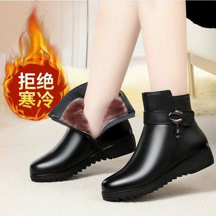 时尚棉靴女冬季加绒加厚平底短靴软底防滑保暖棉鞋皮鞋妈妈鞋