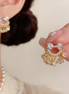 法式个性轻奢锆石蝴蝶结流苏耳坠精致时尚百搭高级感超闪耳环