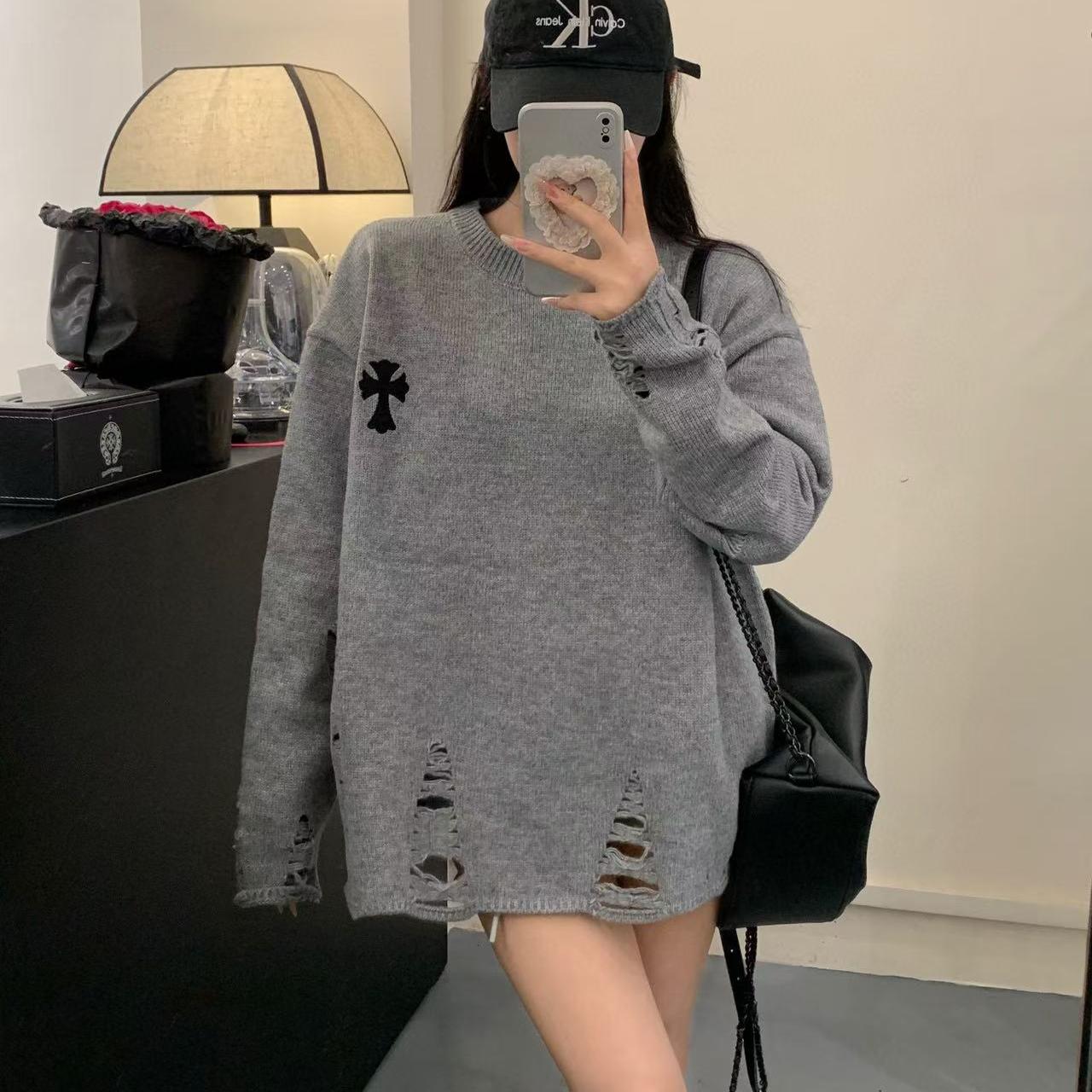 十字架梵文刺绣破洞套头毛衣女秋冬宽松中长款慵懒针织衫潮牌上衣