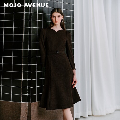朗姿/MOJO AVENUE莫佐2025新款复古小V领连衣裙女秋冬巧克力色通