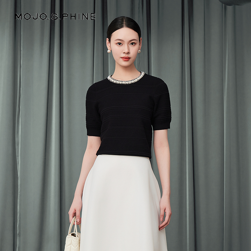 MOJO莫佐2025秋新款简约针织衫黑色肌理感宽松时尚套头针织上衣