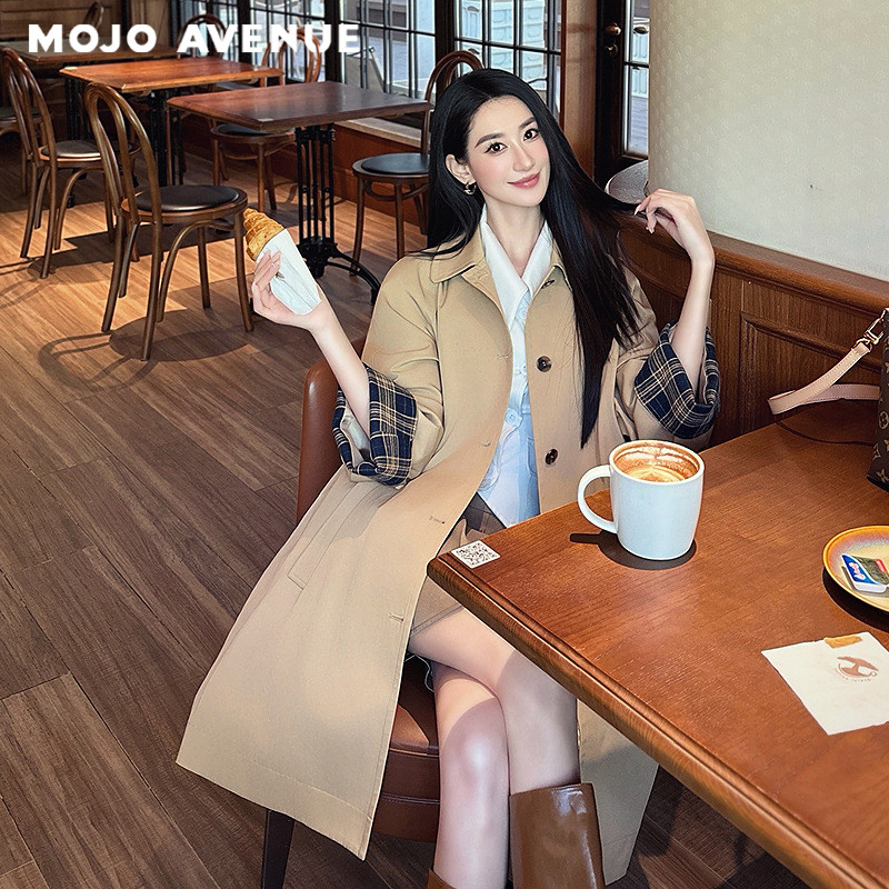朗姿/MOJO莫佐新款舒适格纹拼接有腰带设计长款风衣外套女英伦风