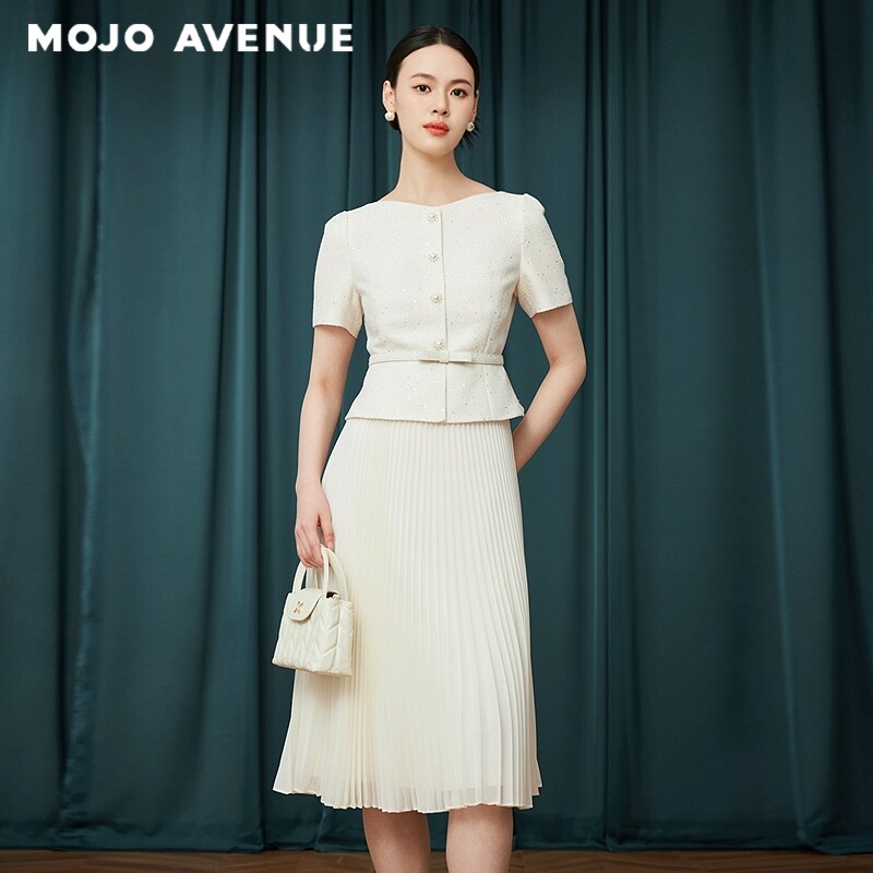 朗姿/MOJO夏新品2026千金小香风拼接百褶连衣裙米白一字领收腰裙