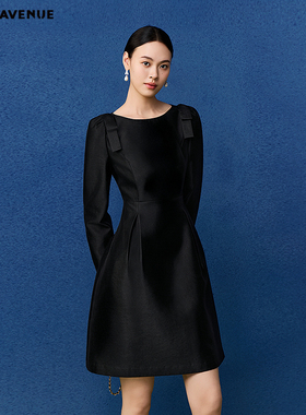 朗姿/MOJO莫佐2026春新品简约优雅小黑裙女肩部蝴蝶结浪漫连衣裙