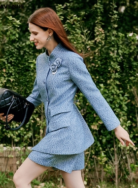 朗姿/MOJO AVENUE莫佐2026春新品精致复古粗花呢长外套女清新蓝白