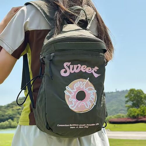 日本代购ballchain双肩包学生书包登山包新款女旅游轻便电脑背包